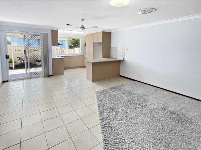 8/52 Bold Street, Laurieton NSW 2443
