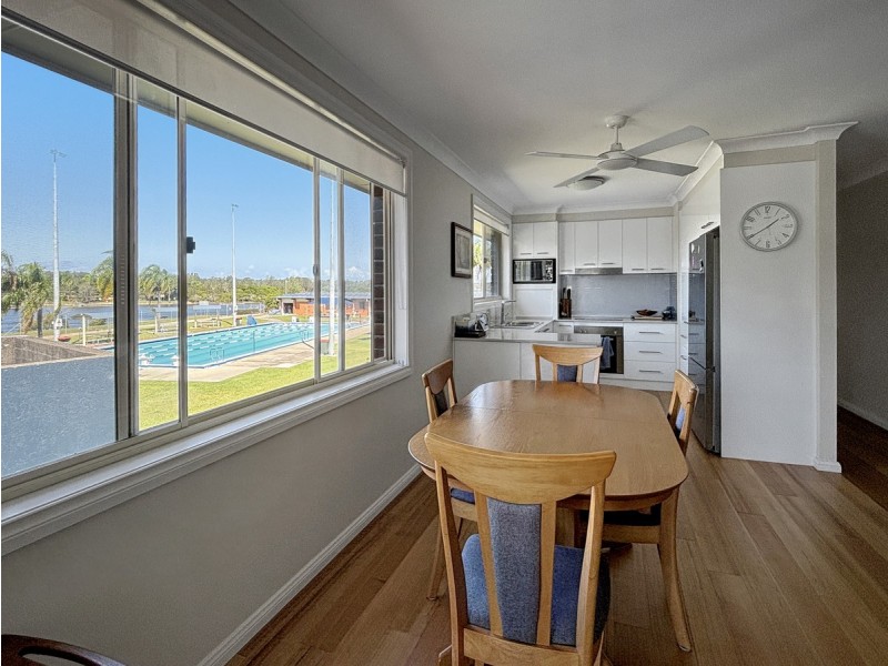 5/1 Lake Street, Laurieton NSW 2443
