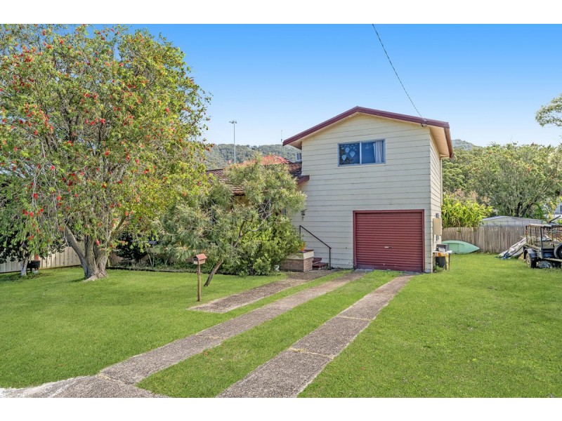15 Castle Street, Laurieton NSW 2443
