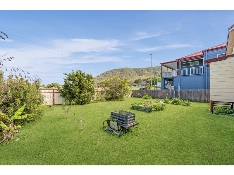 15 Castle Street, Laurieton NSW 2443