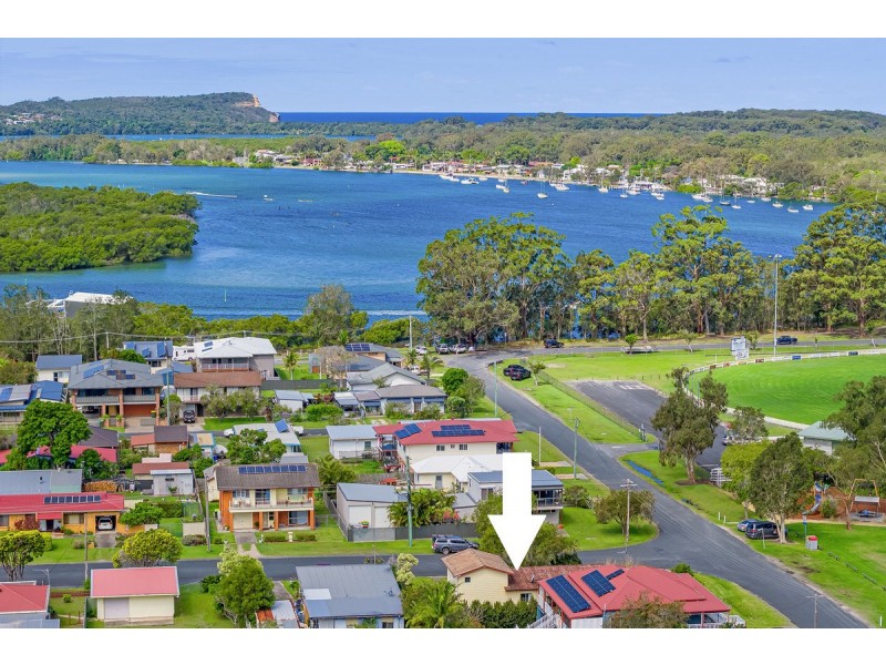 15 Castle Street, Laurieton NSW 2443