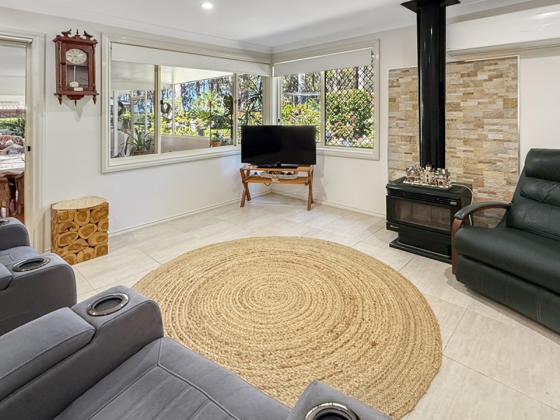 10 Lakeview Crescent, West Haven NSW 2443