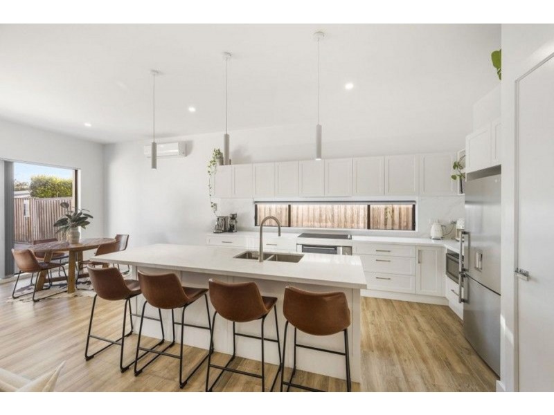 12a Marine Parade, Lake Cathie NSW 2445