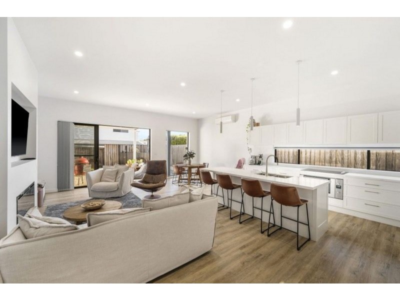 12a Marine Parade, Lake Cathie NSW 2445