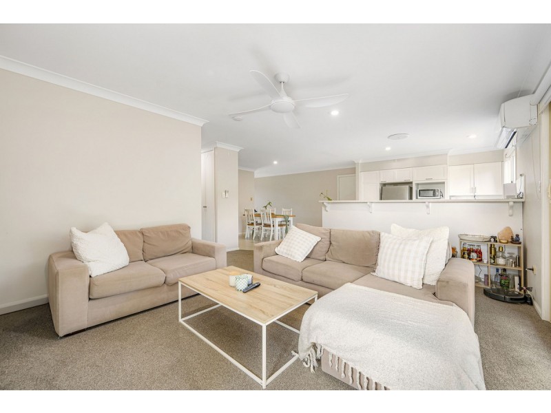 2/73 Norman Street, Laurieton NSW 2443