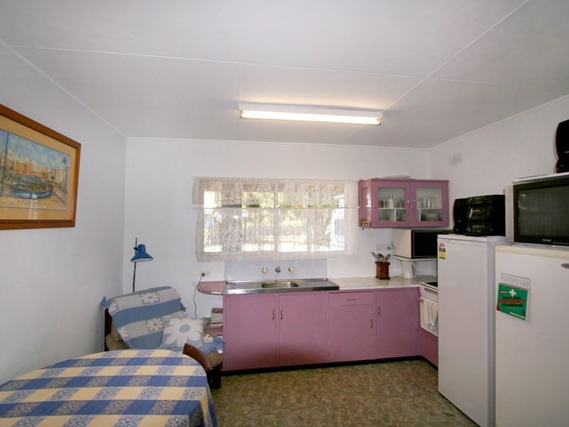 2/654 Ocean Drive, North Haven NSW 2443