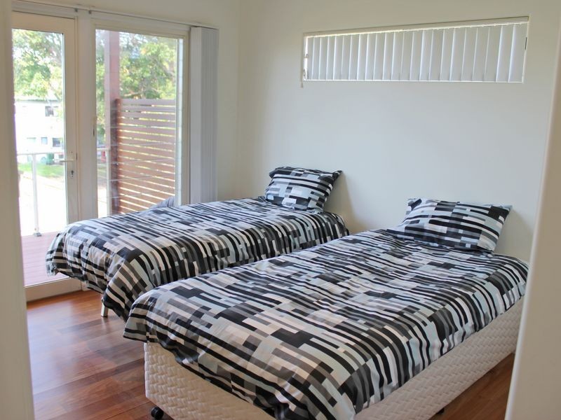 8 Cook Street, North Haven NSW 2443