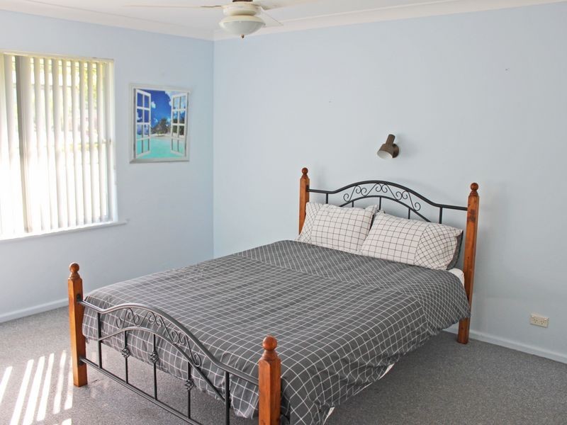 8 Cook Street, North Haven NSW 2443