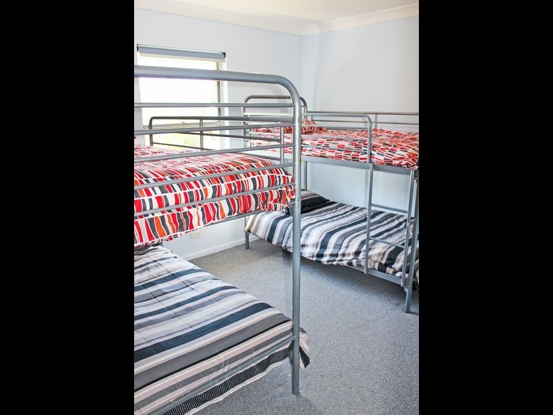 8 Cook Street, North Haven NSW 2443