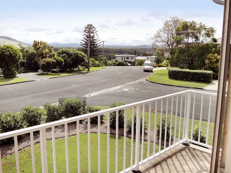1/2 Allenwood Street, Dunbogan NSW 2443