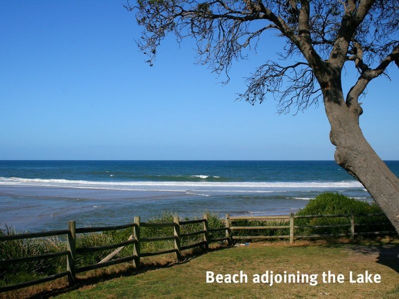 1639 Ocean Drive, Lake Cathie NSW 2445