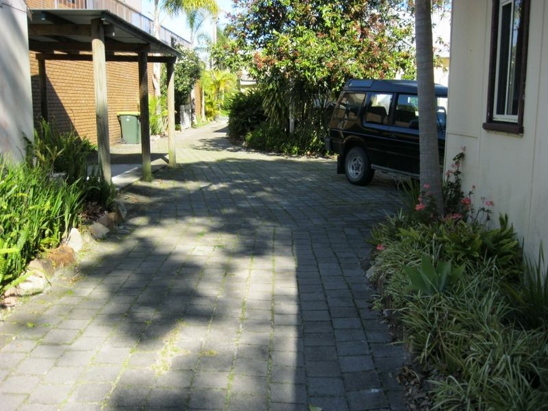 2/81 The Parade, North Haven NSW 2443