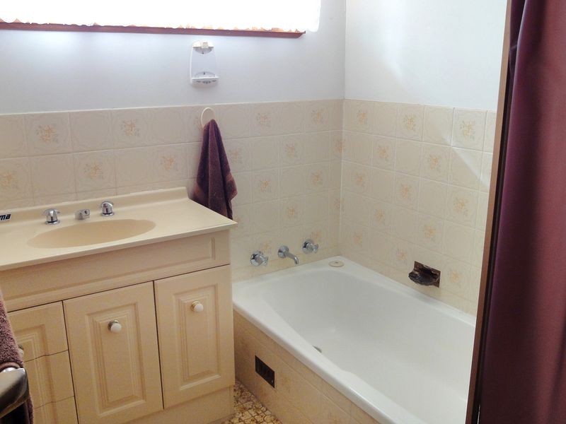 469 Ocean Drive, Laurieton NSW 2443