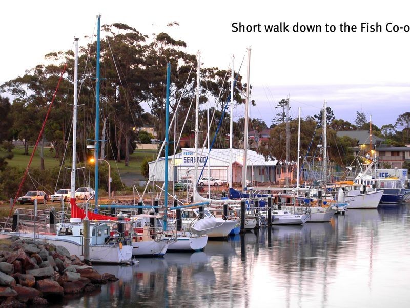 19 Lord Street, Laurieton NSW 2443