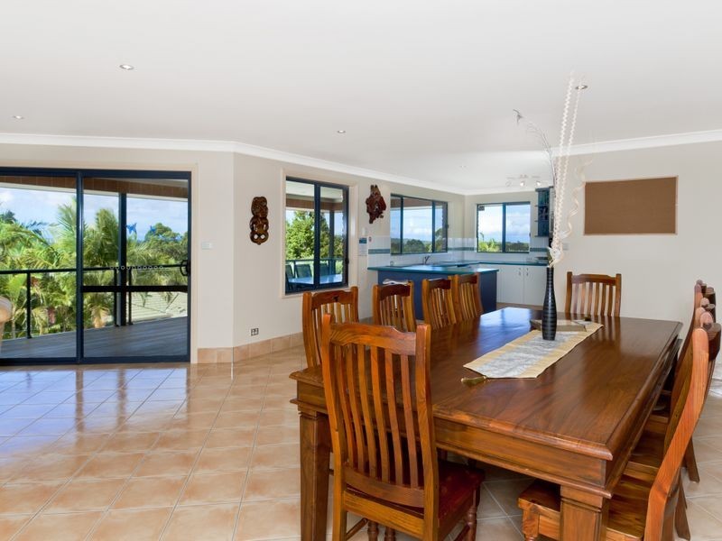 12 Black Swan Terrace, Laurieton NSW 2443