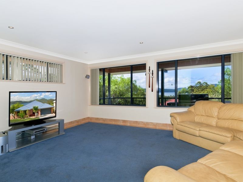 12 Black Swan Terrace, Laurieton NSW 2443