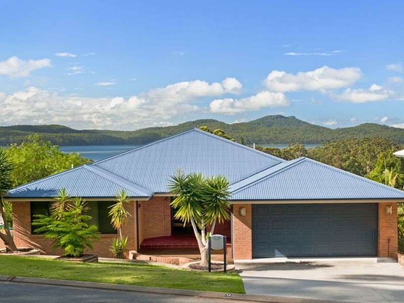 12 Black Swan Terrace, Laurieton NSW 2443