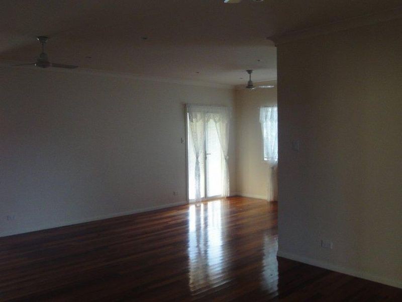 17 Castle Street, Laurieton NSW 2443