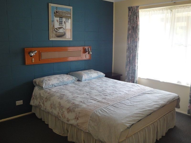 2/61 The Boulevarde, Dunbogan NSW 2443