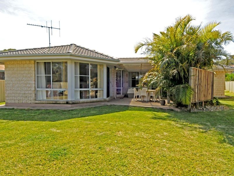 24 Prince of Wales Drive, Dunbogan NSW 2443