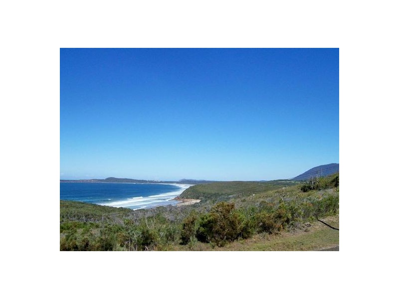 4 Skyline Place, Bonny Hills NSW 2445