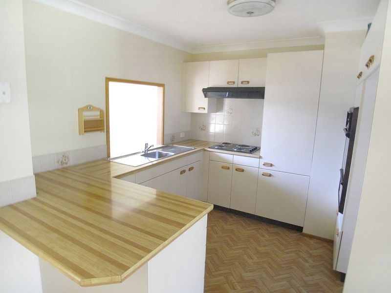 4 Gow Place, Laurieton NSW 2443