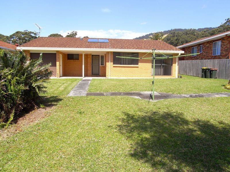 4 Gow Place, Laurieton NSW 2443