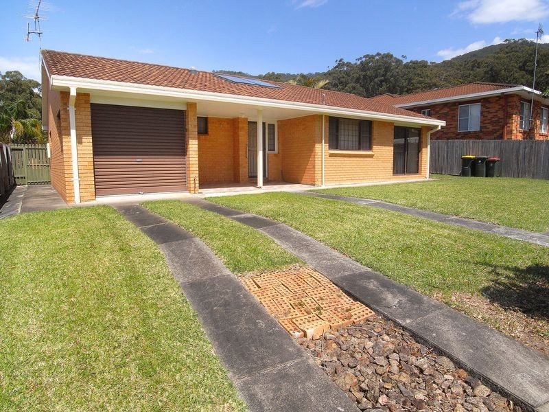 4 Gow Place, Laurieton NSW 2443