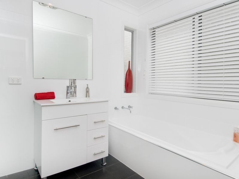 7 Moss Court, Bonny Hills NSW 2445