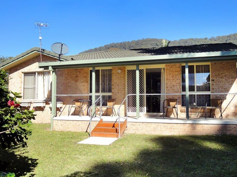 2/6 Tallowood Close, Laurieton NSW 2443