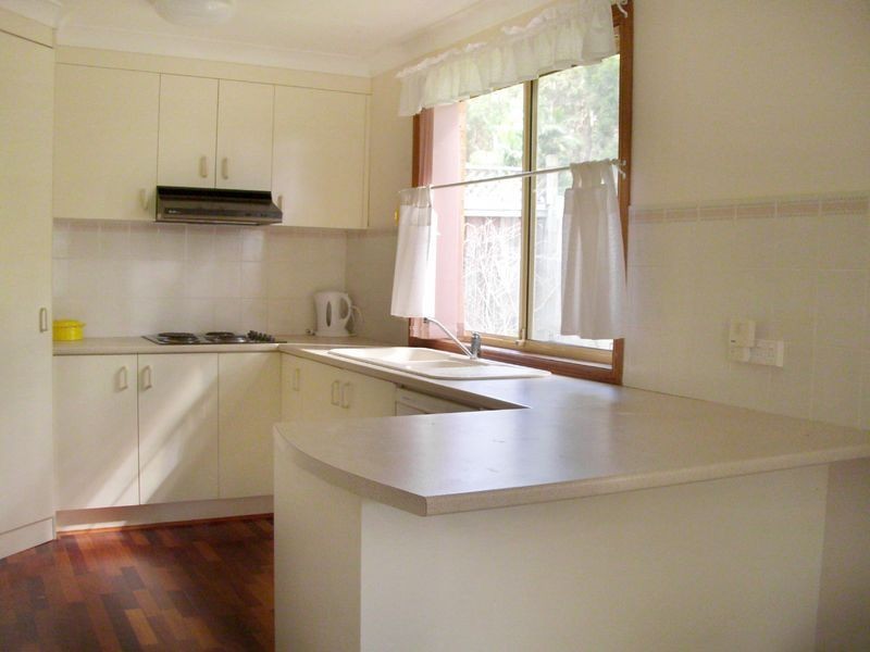2/6 Tallowood Close, Laurieton NSW 2443