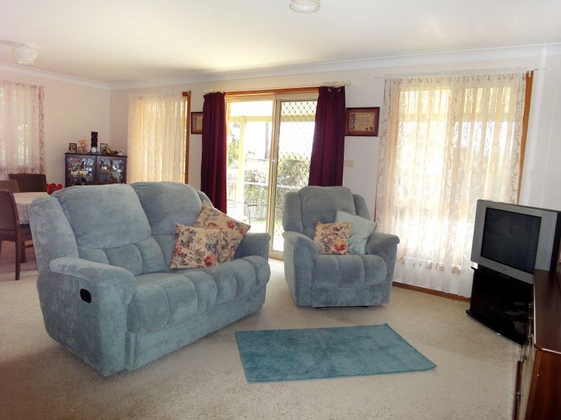2/6 Tallowood Close, Laurieton NSW 2443
