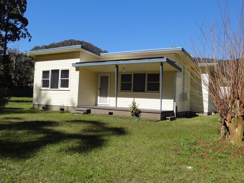 292 Ocean Drive, Laurieton NSW 2443