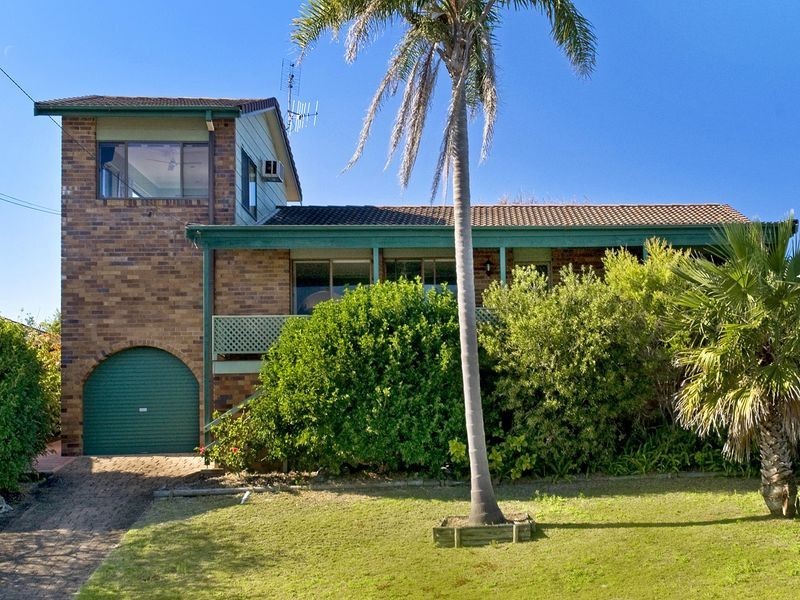 22 Bergalia Crescent, Dunbogan NSW 2443