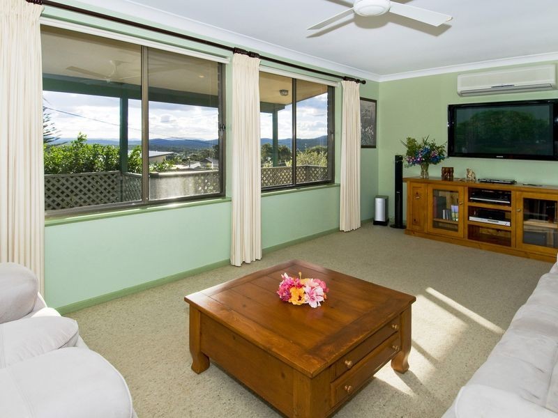 22 Bergalia Crescent, Dunbogan NSW 2443