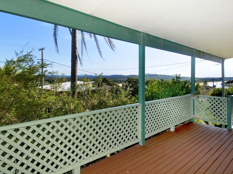 22 Bergalia Crescent, Dunbogan NSW 2443