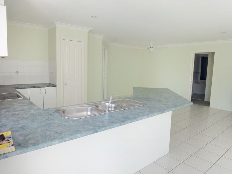 2 Iluka Way, Dunbogan NSW 2443