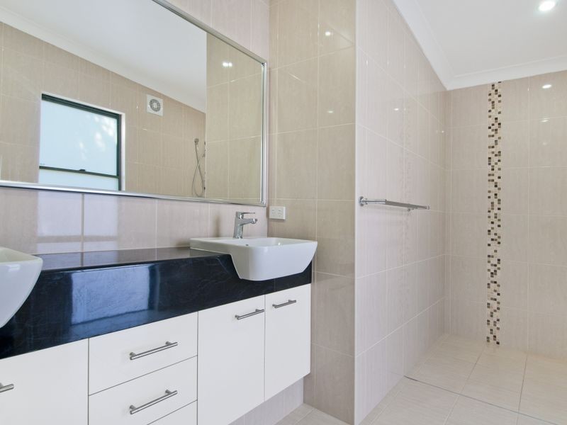 393 Ocean Drive, Laurieton NSW 2443
