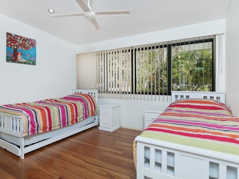 393 Ocean Drive, Laurieton NSW 2443