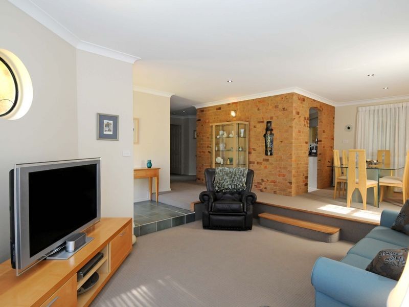 59 Scarborough Way, Dunbogan NSW 2443