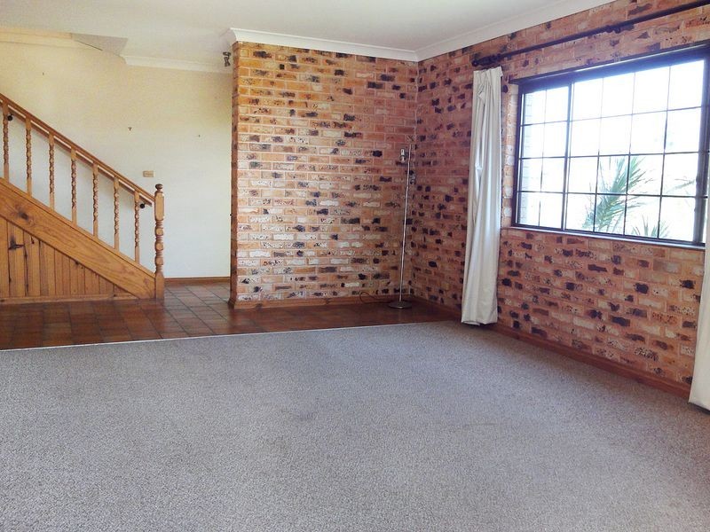 32 Bergalia Crescent, Dunbogan NSW 2443