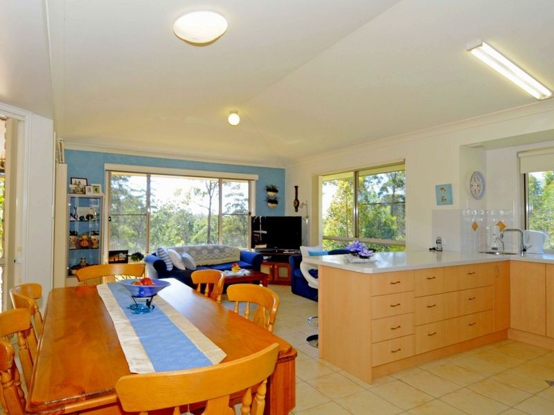 11 Lake Ridge Drive, Laurieton NSW 2443