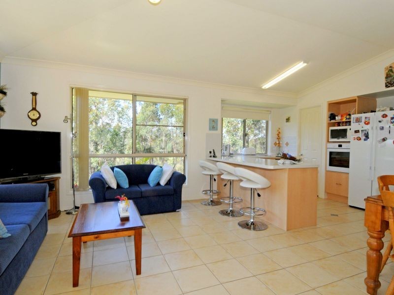 11 Lake Ridge Drive, Laurieton NSW 2443