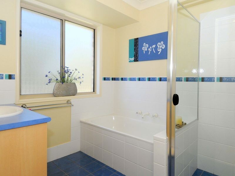 11 Lake Ridge Drive, Laurieton NSW 2443