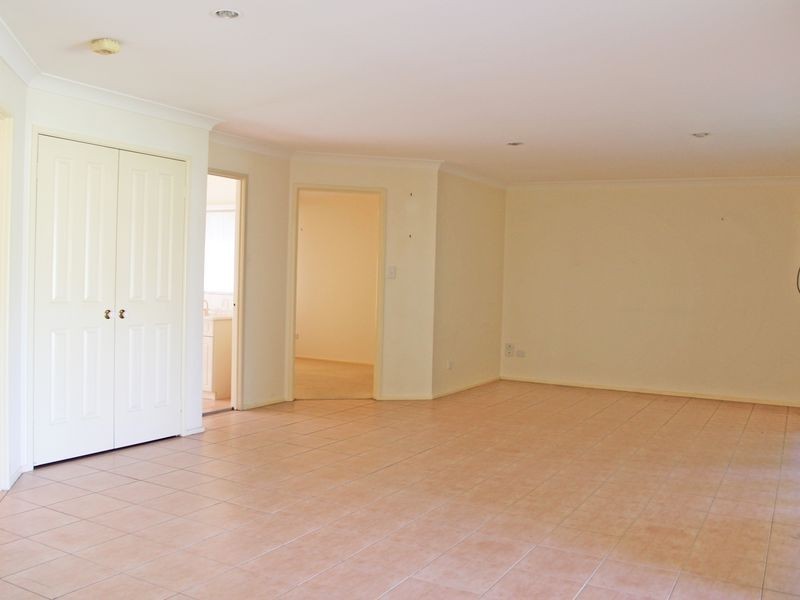 8 Woolybutt Place, Laurieton NSW 2443