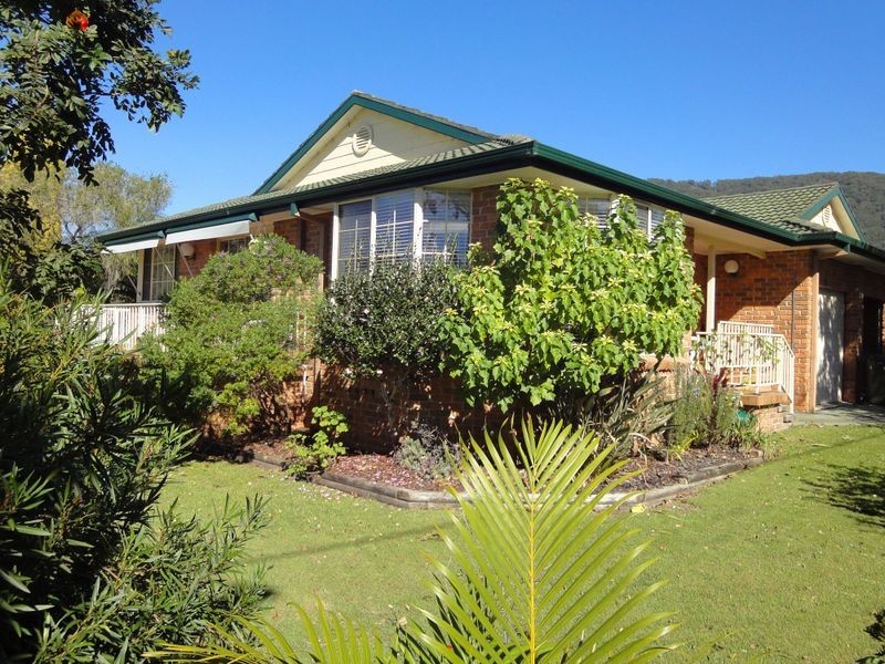 1/2A Tunis Street, Laurieton NSW 2443