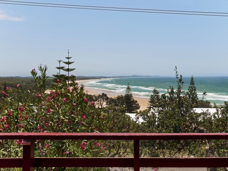943 Ocean Drive, Bonny Hills NSW 2445