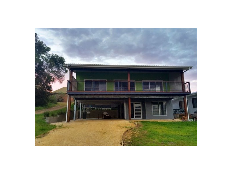 2 Steinmetz Lane, Kendall NSW 2439