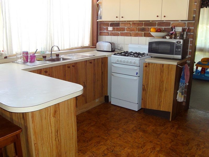 10 Cook Close, Laurieton NSW 2443