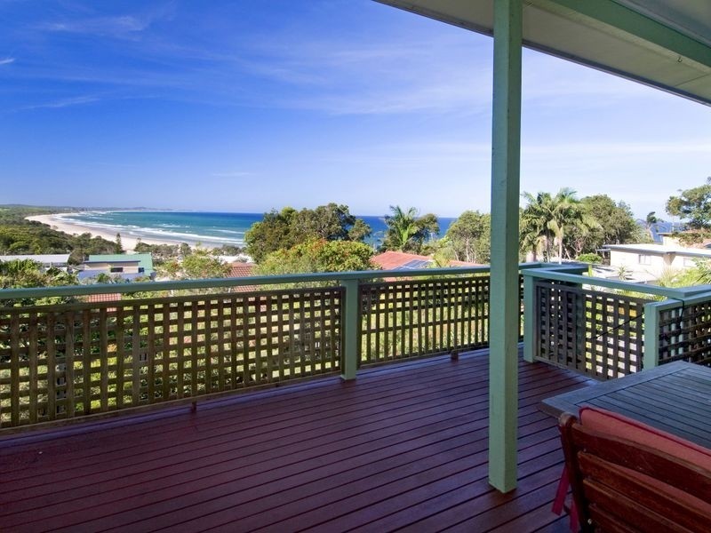 6 Short Street, Bonny Hills NSW 2445